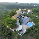 Zante View Family 6 Apartmán *