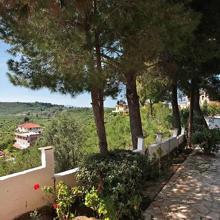 Zante View Family 6 Apartman *